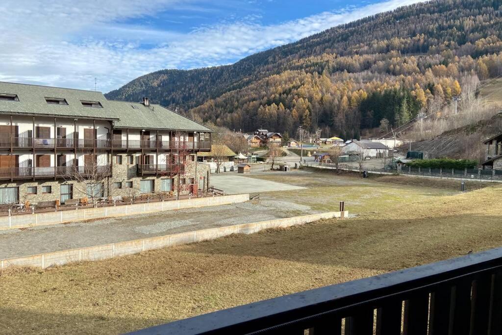Tabla - Confort Ed Eleganza A 100 Mt Dagli Impianti Aprica Eksteriør billede